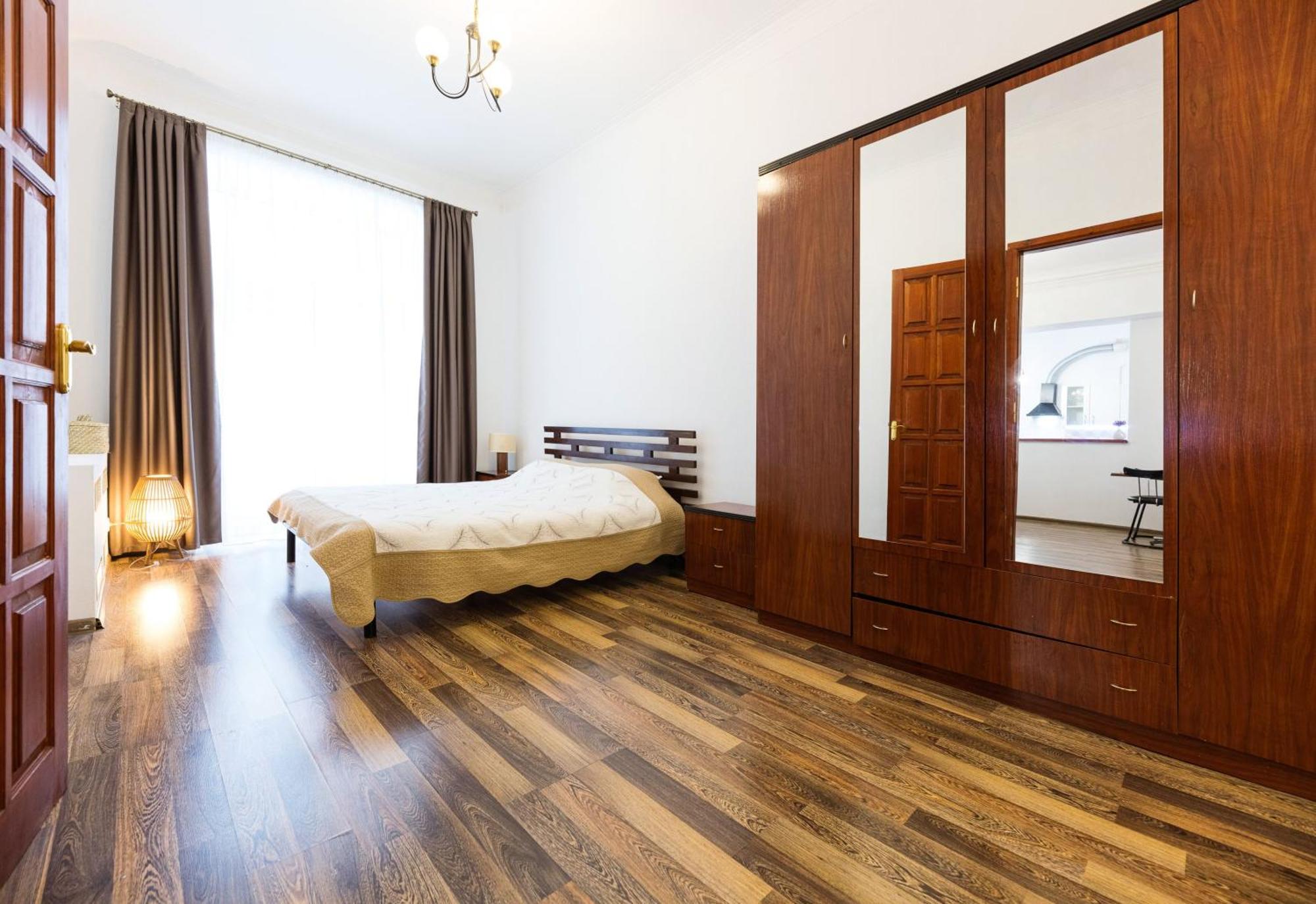Kyiv Khreschatyk 27 Apartment Exterior photo